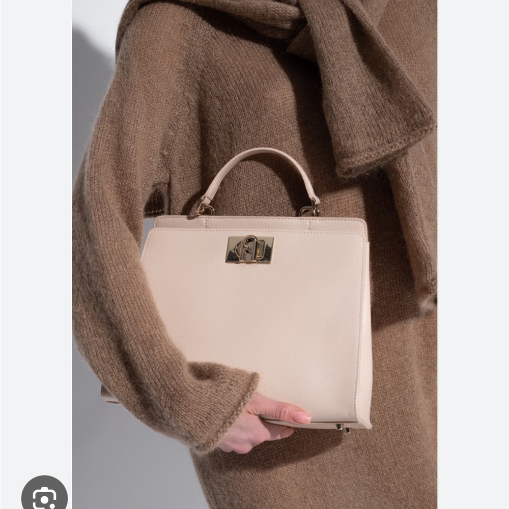 Furla 1927 Medium Shoulder Bag in Light Beige